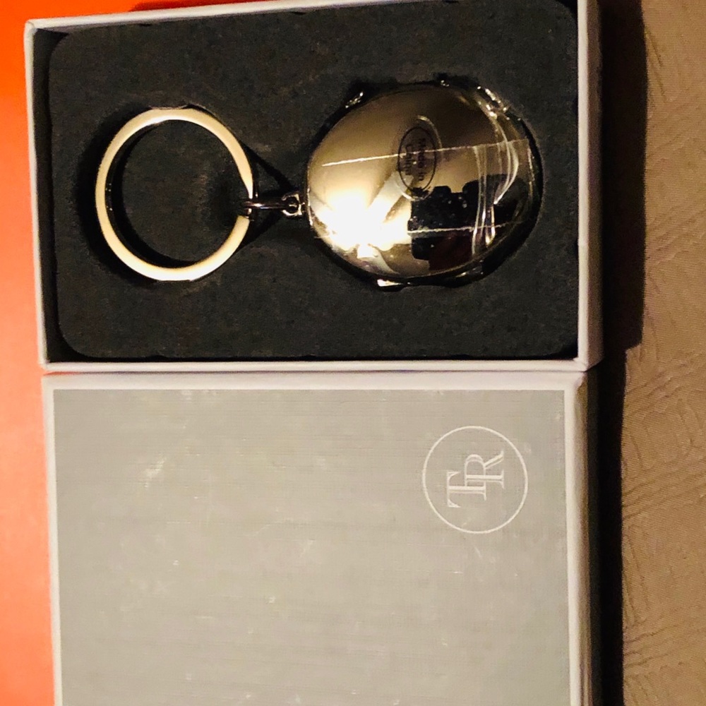 Things Remember keychain